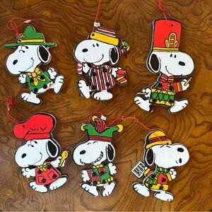 Vintage 1958 Set of 6 Peanuts Snoopy Jointed Christmas / Holiday Ornaments